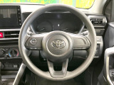 【スマートアシスト】走行中に前方の車両等を認識し、衝突しそうな時は警報とブレーキで衝突回避と被害軽減をアシスト。より安全にドライブをお楽しみいただけます。