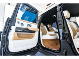 Rolls-Royce Motor Cars Yokohamaでは上質な認定中古車を多数取り扱っております。