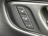 【メモリー機能付きパワーシート】ドライバーごとに設定したシート位置を記憶して、ボタン一つで切り替えできる便利な機能!運転する方が複数名いらっしゃるご家庭におすすめです♪