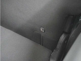 ◆ISOFIX◆シートベルトいらずでチャイルドシートと固定金具を連結するだけでガッチリ固定できます。