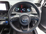 ぜひ展示車の運転席に座ってみてください。