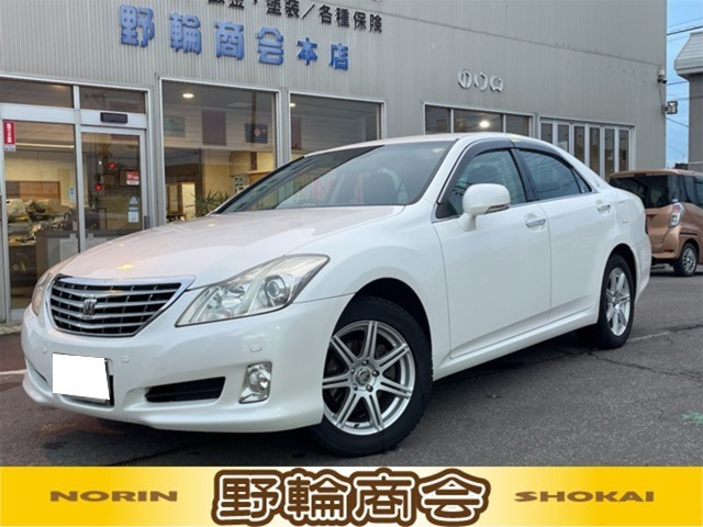 クラウン 3.0 ロイヤルサルーン i-Four 4WD
