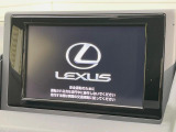 【メーカー純正ナビ】インテリアに溶け込むスタイリッシュな「専用設計」メーカーナビを装備♪視認性や操作性など基本性能にも優れ、より上質なカーライフをお楽しみいただけます。