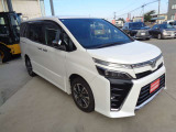 ヴォクシー 2.0 ZS 煌II 4WD 