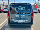 コーナーセンサー付きですので駐車も安心です。