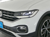 ヘッドライトはLEDヘッドライトです。消費電力が少なく、とても明るいです!!