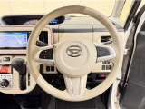 ステアリングスイッチ搭載!手を離さずに手元のスイッチで操作が可能。運転中、視線をそらさなくても操作ができて安全です!