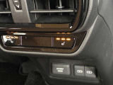 後席にもシートヒーターが装備されております。