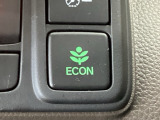 ★ECONスイッチ★ エコドライブを加速しよう!スイッチをONにすると、運転の仕方によるロスを抑え込み燃費をよくするようクルマが頑張ります(*^ー^*)燃費向上にチャレンジ♪