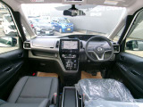 セレナ 1.2 e-POWER ハイウェイスターV 