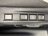 【メモリーシート】ドライバーごとに設定したシート位置を記憶して、ボタン一つで切り替えできる便利な機能!運転する方が複数名いらっしゃるご家庭におすすめです。