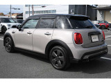 お客様コメント475件 総合5点中4.9点の高実績! ★5つ MINIのことなら安心と実績のMINI NEXT岡山にお任せください!整備などはお近くのMINIディーラーでアフターサービスも大丈夫です★