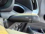 【オートライト(AUTO)】外の明るさをシステムが感知して、自動でヘッドライトが点灯します!ヘッドライトをつけ忘れを防ぐ便利機能です。