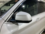 自動防眩 ヒーター内臓 LEDウィンカー内臓ドアミラー 自動防眩はミラーに無段階に反射率を調整し後続車の眩しいライト反射を軽減し夜間の安全な運転に貢献します。