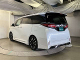 当社でご購入頂いた全ての車両はご納車前、エンジンオイル交換・ワイパーゴム・ブレーキ点検・調整・その他確認の上ご納車いたします。