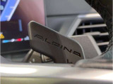 【パドルシフト付】Mマルチステアホイルに付随する「パドル・シフト」F1マシン感覚でシフトチェンジが可能となりよりドライビングの楽しさを演出します