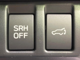 【パワーバックドア】スマートキーや運転席のボタンを押すだけでリアゲートが自動で開閉します!荷物を持っている時や、高い位置にあるバックドアを閉める際に便利な機能です♪