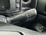 【オートライト】車外の明るさに応じて自動的にライトの点灯・消灯をしてくれます