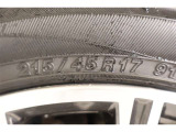 215/45R17    装着タイヤサイズです。 夏タイヤもスタッドレスタイヤの事も、トヨタモビリティ石川にご相談くださいませ