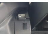 走行中にTVを映せるTVコントロールキットを装備!