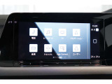純正ナビ Discover Pro を装備、USB、Bluetoothも対応しております。