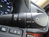 AUTOの位置にセットしておくと、暗くなったら自動でライトの点灯をサポートしてくれます!高速道路でのトンネル通過時など便利です!