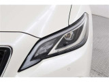 LEDヘッドライトです。デザイン性がよくとても明るいので、夜間の走行や悪天候でも安心です。しかも長寿命!
