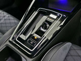 DSGトランスミッションはエンジンのパワーを最大限に生かして、タイヤへと伝達するシステムです。走りの良さと低燃費を実現しました。