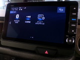 CD、DVD、Bluetooth、AM、FM、AUX、スマートフォン接続ができます。