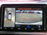 アラウンドビューモニター搭載車です。360度見渡せるカメラで苦手な駐車も安心です。