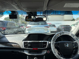インパネ周りのお写真です。 視界が広く運転もしやすくなっております♪