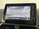 バックカメラで駐車時の死角も確認できます!