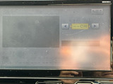 テレビの受信設定を画面上で確認できる装備です。停車中にはテレビ映像を視聴でき、待ち時間などに車内で過ごす際にも活用できます。画面上の案内に沿って状態を確認できる点も便利です。