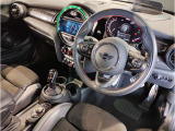 MINIの事ならMINI NEXT三宮店にお任せ下さい。お問合せ・詳細はMINI正規ディーラーNEXT三宮  お問い合わせ:078-803-3298までお気軽にお問合せ下さいませ。