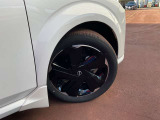 205/50R17 タイヤ+純正17インチアルミホイールです。スタッドレスタイヤや各種オプションのご注文も承っております(^^)!