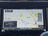 地図上で周辺の道路や地名を確認でき、目的地までの道順を把握する際に便利です。現在地を見ながら移動計画を立てられ、外出時の心強いサポートになります。