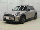 MINI NEXT 狛江のお車をご覧いただきまして、誠にありがとうございます!!弊社ではMINI NEXT 八王子含め在庫約100台の中からお客様に合ったお車をご提供させていただきます。