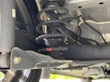 お車を安心してお乗りいただく為には、足回りの定期点検が欠かせません。サービスサポート(有償保証)では無料点検もご提供しており、安心のカーライフをお過ごしいただけるサポート体制が整っています。
