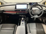 シンプルながらホールドの良いシートです。 しっかりホールドしてくれるシートの方が長く座っていても疲れにくいです!