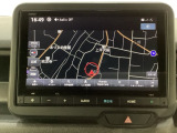 ナビゲーションはフルセグTV、インターナビ対応のGathers純正メモリーナビを搭載しています。Bluetoothオーディオ機能がありますので、スマートフォンなどの音楽も再生できます。