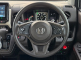 扱いやすいハンドルで運転しやすいです!!