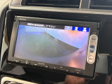 バックギアに入れるだけで自動でリヤカメラに切り替わります!車庫入れやバックが苦手な方にオススメ!