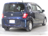 ボディクリーニング後、愛車をピカピカの状態へ保護するコーティング「ブライトパック」がおススメです!水垢がつきにくく、手入れがしやすくなりますよ!いつも愛車をきれいにしておきたい方におススメです。