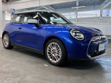 BMW・MINIの厳しい試験を突破したメカニックが多数在籍しております。ご購入後の納車前整備をしっかりいたします。楽しいMINIライフをお過ごしください。