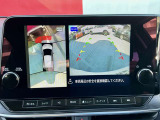 アラウンドビューモニターは車の全方位をカメラで映しだして障害物や人を確認、周りの状況を確認しながら安全に駐車できる便利な装備になります。