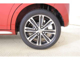 純正15AW!タイヤサイズは165/55R15になります♪