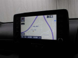 スマートフォンとの連携を可能にした8インチのディスプレイオーディオにはナビキットを採用。AM/FM(ワイドFM対応)、Bluetooth/USB入力に対応しています。(T‐Connectは別途有料)