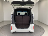 Hondaの認定中古車 U-Selectは、Honda車であることはもちろん、修復歴※がない車両に限定、さらに第三者機関の車両状態証明書をすべての車両で取得しています。