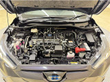 トヨタ中古車「まるごとクリーニング」施工済。エンジンルームを専用洗剤で洗浄!高圧&スチーム洗浄も行います。樹脂部分も艶出し剤でピカピカです☆☆