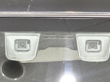 【スズキ デュアルブレーキ】走行中に前方の車両等を認識し、衝突しそうな時は警報とブレーキで衝突回避と被害軽減をアシスト。より安全にドライブをお楽しみいただけます。